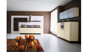 Cucina in laminato laccato opaco