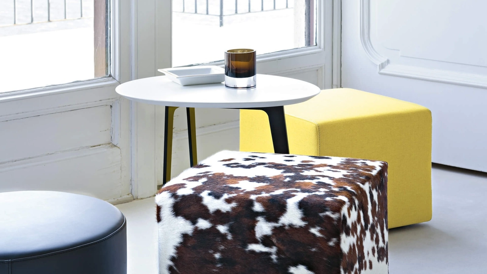 Pouf Quadrato e Tondo in pelle o tessuto di Lema