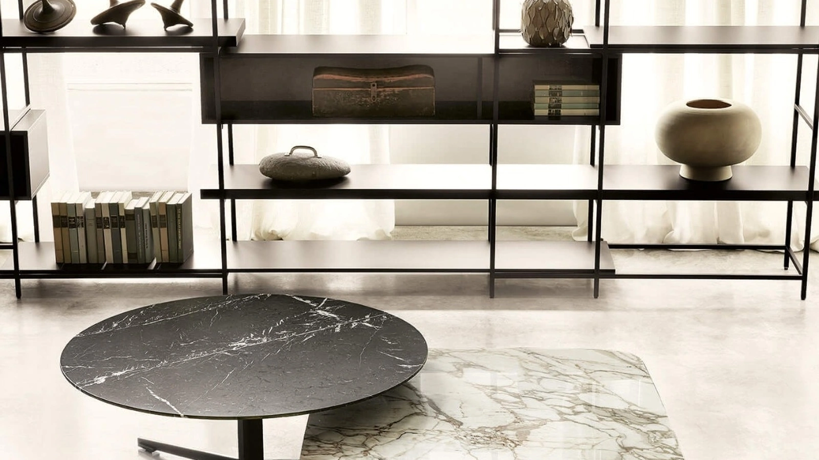 Tavolino rettangolare in marmo o legno Oydo di Lema