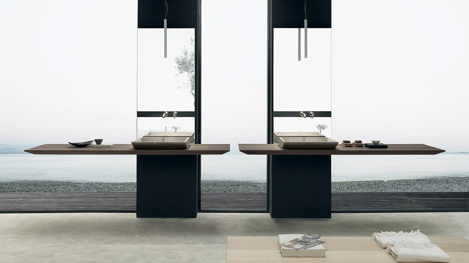 Mobile da Bagno in legno di Rovere ossidato con lavabo in pietra piasentina Surf 01 di Modulnova bagni