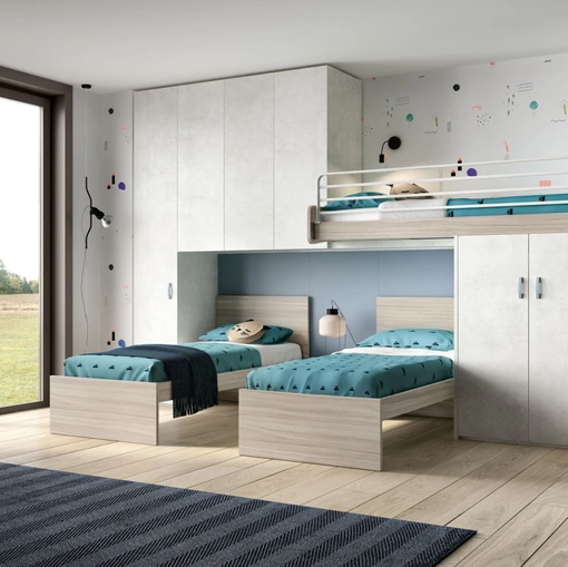 Camera con soppalco a tre letti Room 157 di Zg Mobili