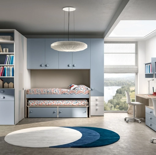 Camera con ponte angolare Room 142 con due letti e due scrivanie di Zg Mobili