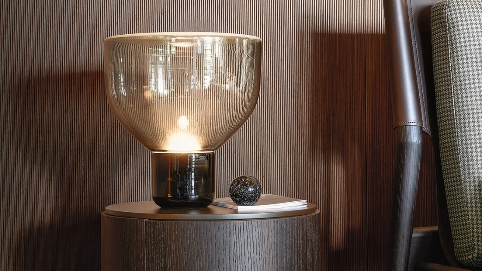 Comodino Top in rovere termotrattato di Lema