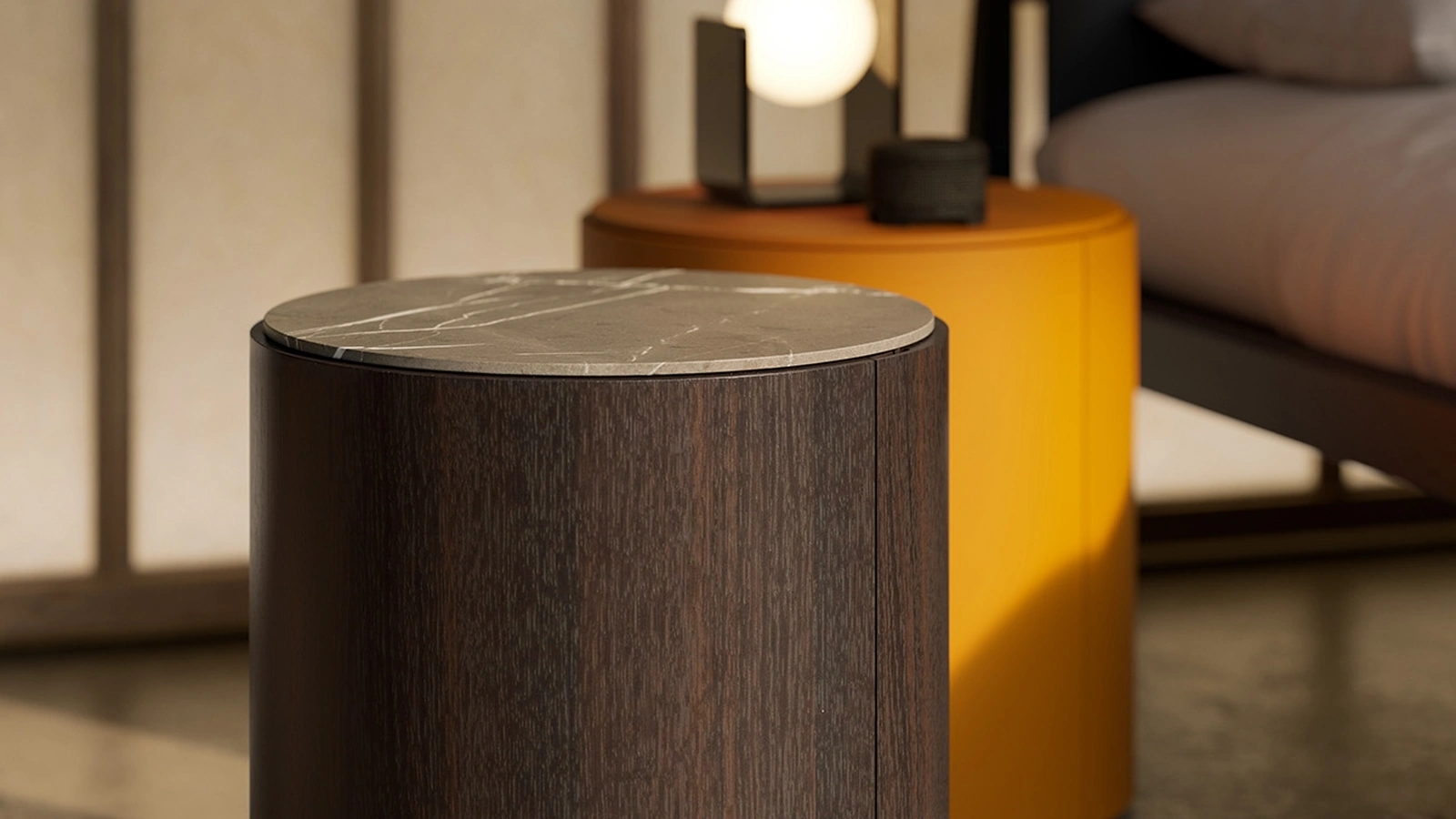 Comodino Top in legno con top in marmo o in laccato di Lema