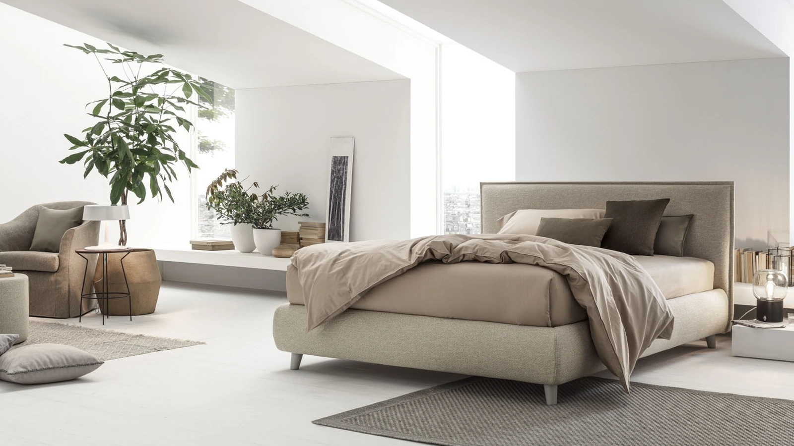 Letto in tessuto imbottito con testiera e box contenitore Pascal di V&Nice