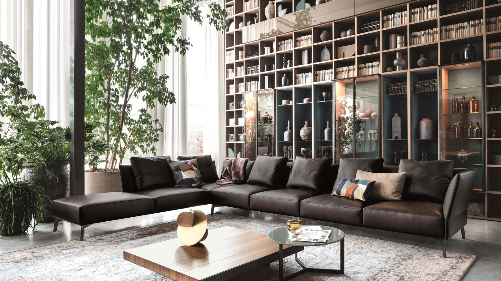 Libreria Selecta legno e laccato lucido di Lema