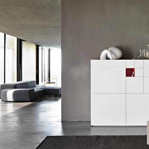 Madia Alta in laccato bianco opaco Conchiglia di Lema