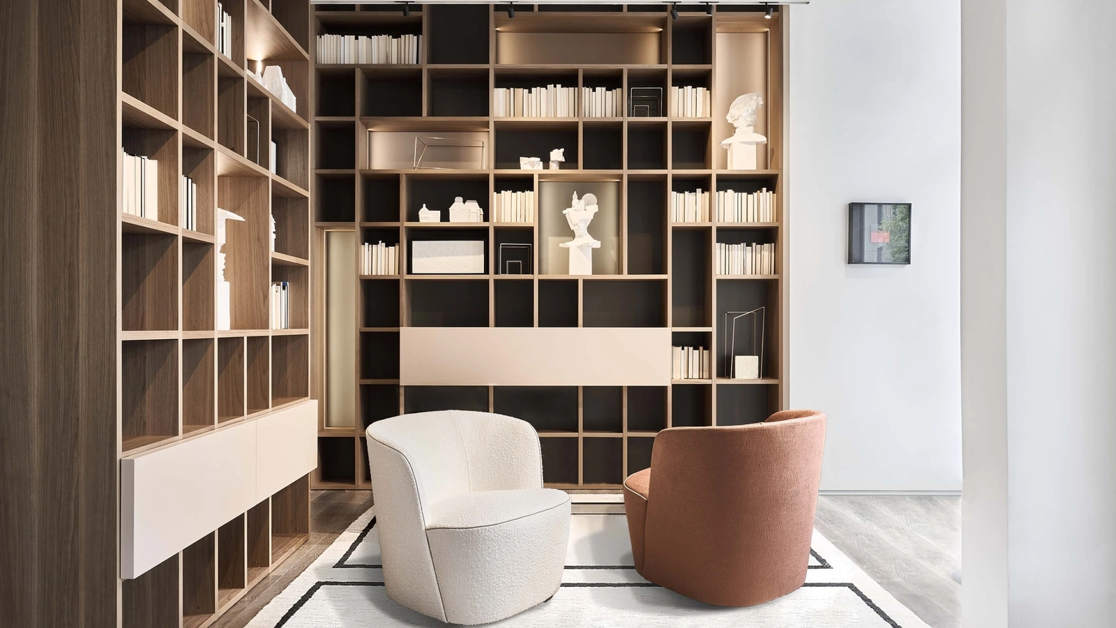 Poltroncina monolitica Felix di Lema