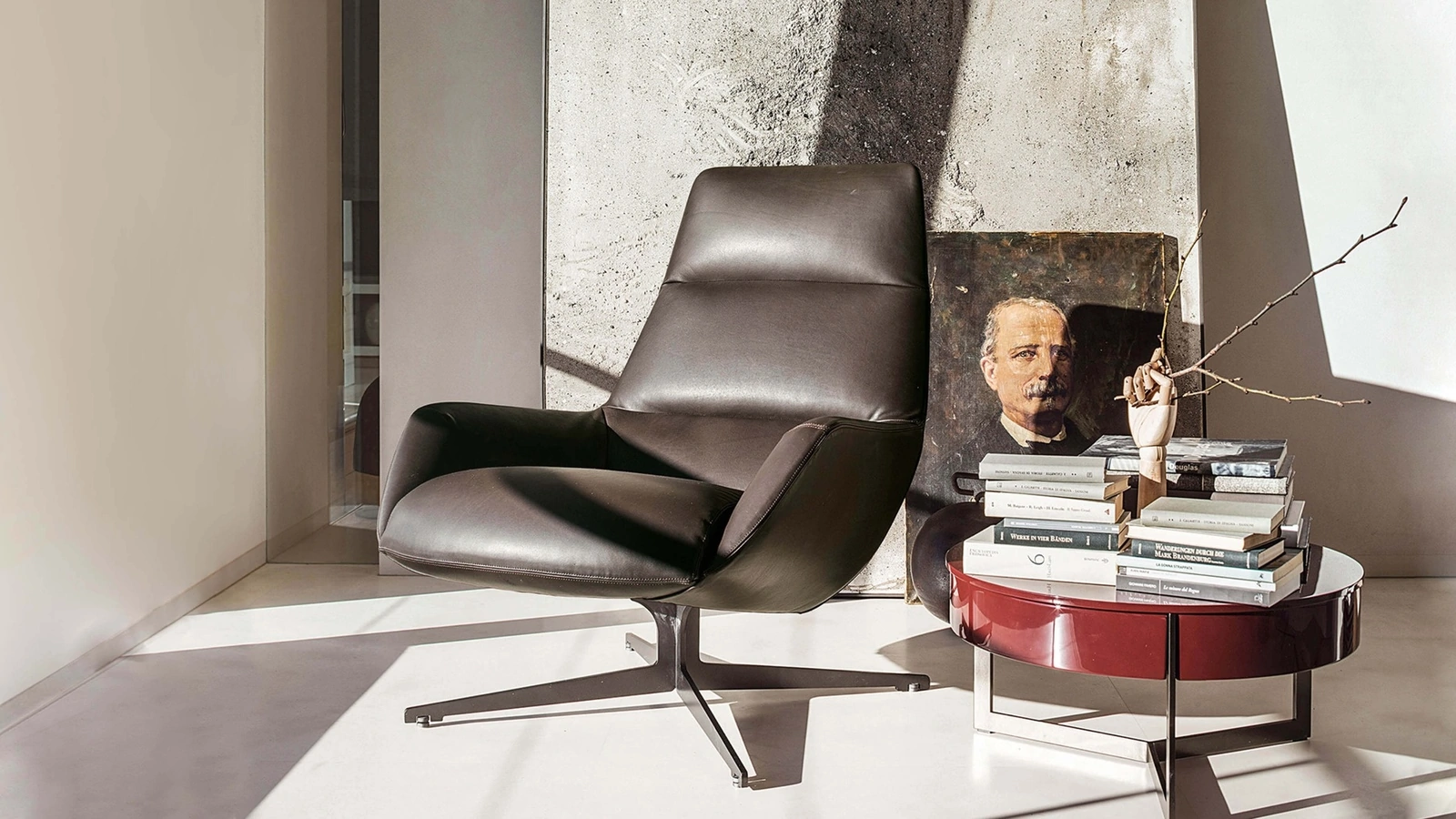 Poltrona bergère in pelle imbottita Lady Jane di Lema