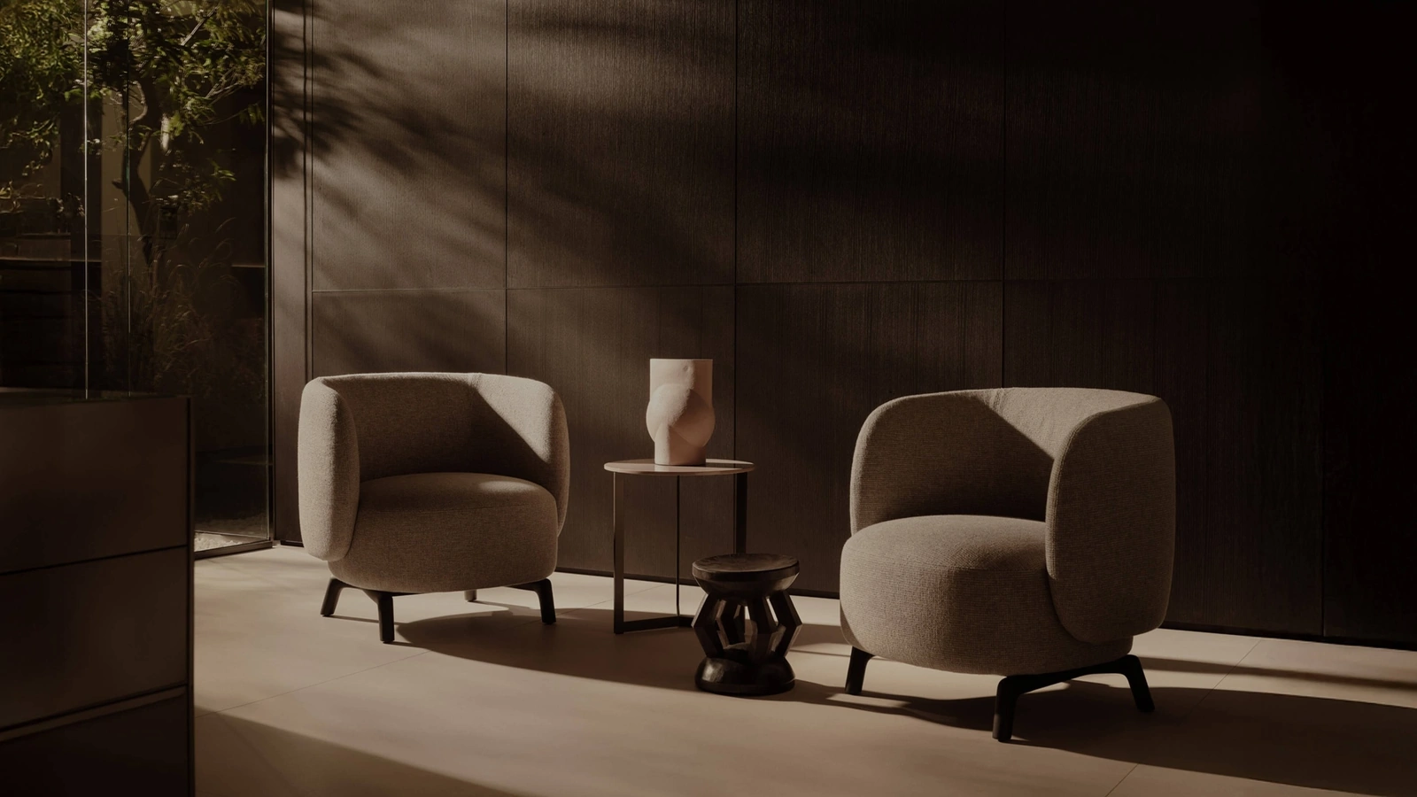 Poltroncina in tessuto Miki di Lema