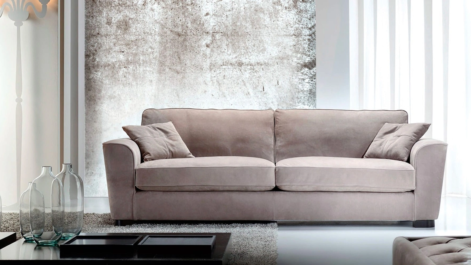 Divano lineare Bramante di Cava Divani