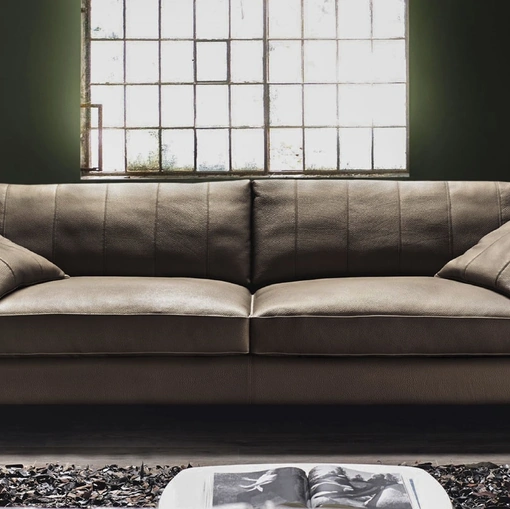 Divano lineare in pelle Stripe di Cava Divani