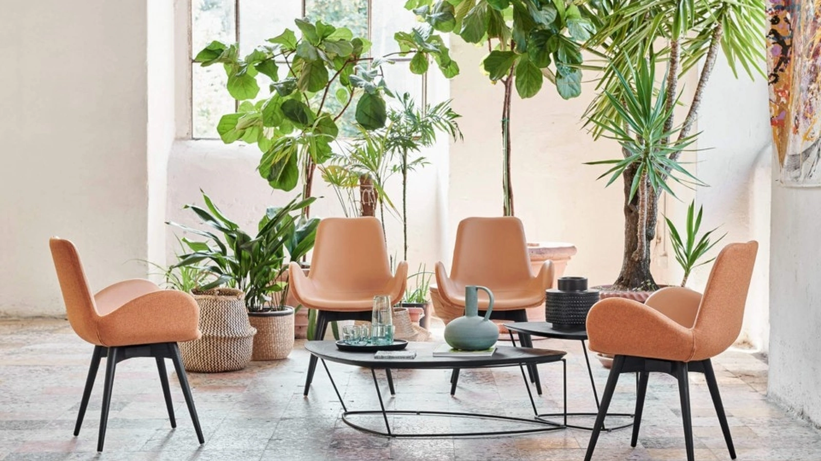 Sedia imbottita Dalia di Midj