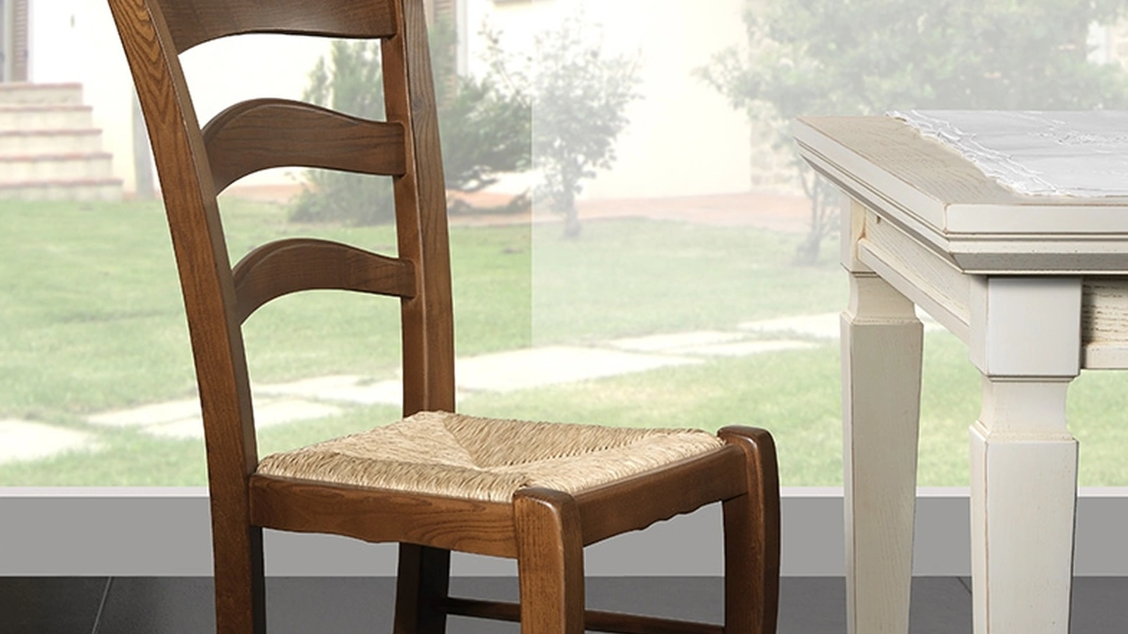 Sedia Montanara in legno con seduta in paglia di Pizzolato