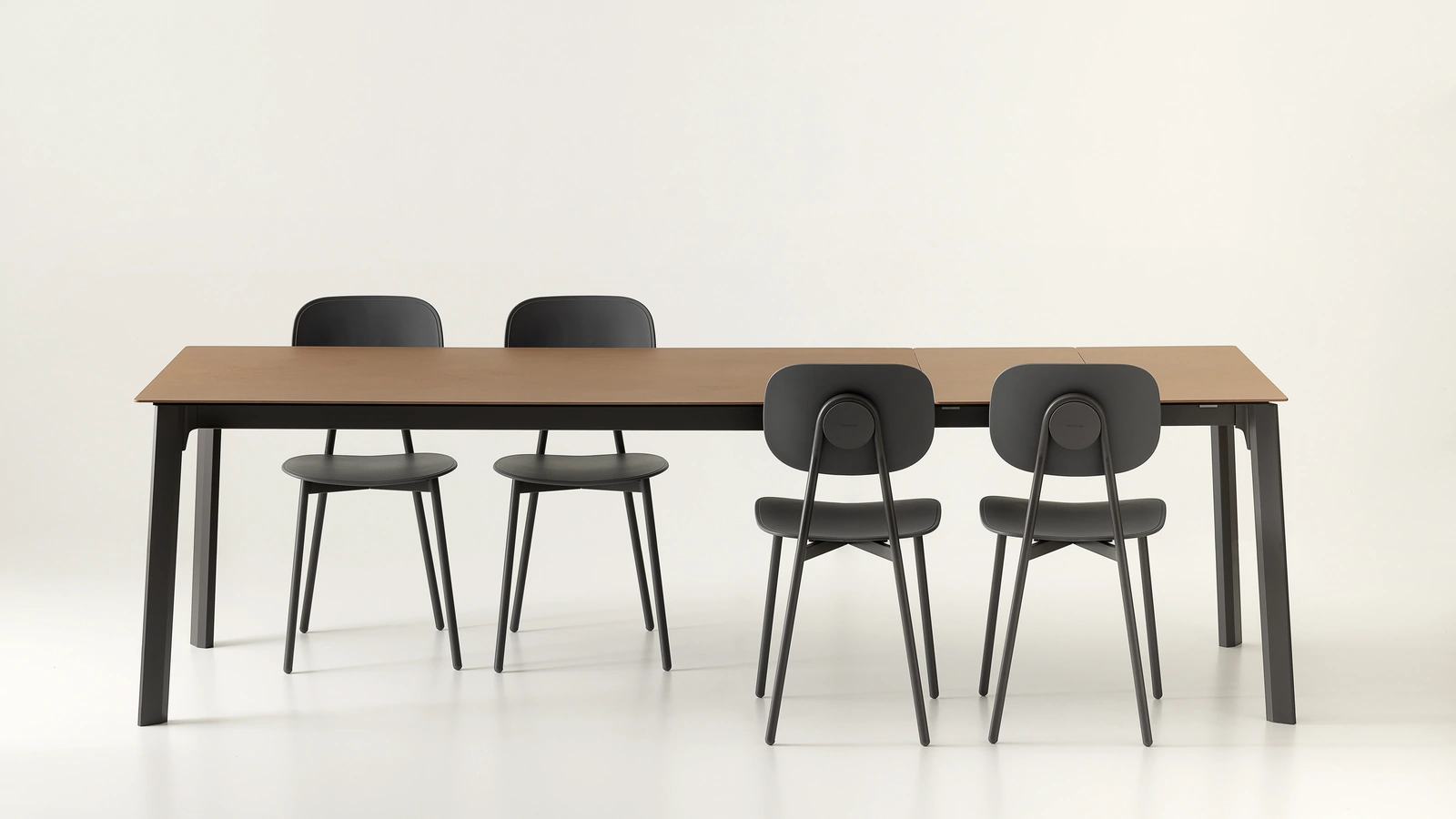 Tavolo allungabile Drop Angoli Raggiati di Pointhouse