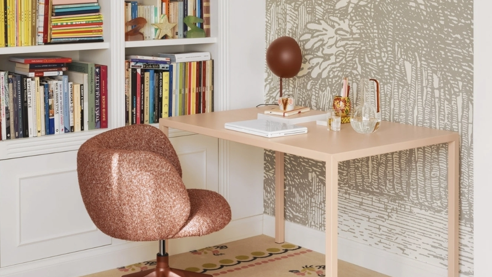 Tavolo impilabile Fold in metallo di Midj