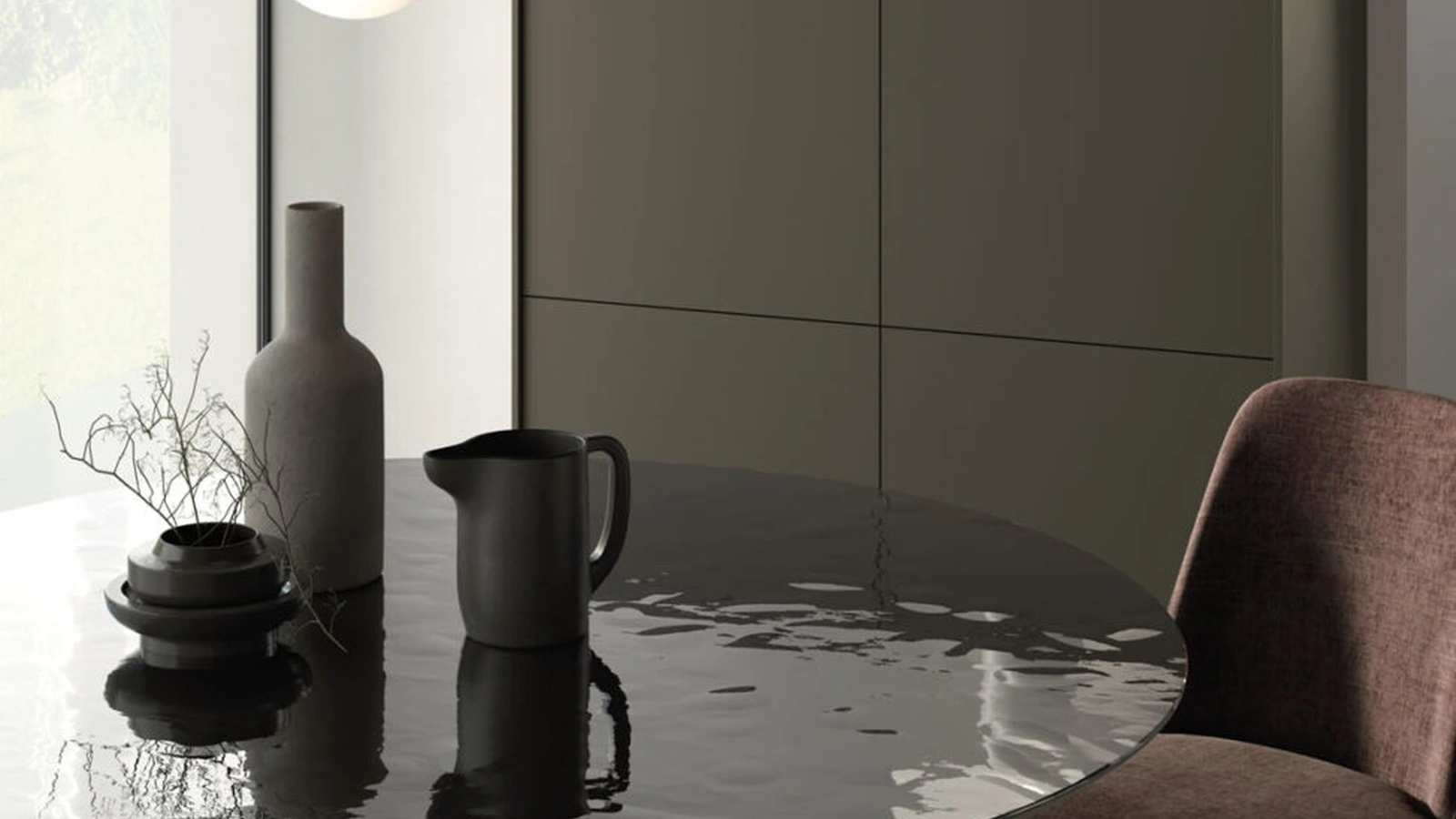 Tavolo rotondo Koni con top in Vetro martellato di Orme