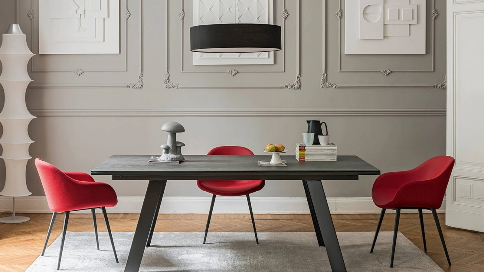 Tavolo allungabile con top in cristalceramica e gambe in metallo Alexander di Midj