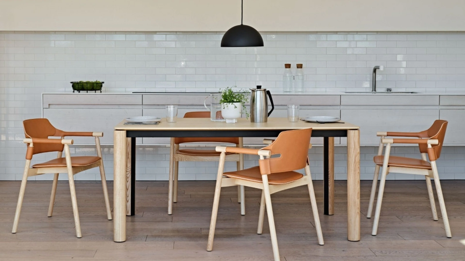 Tavolo Woody in legno impiallacciato di Midj