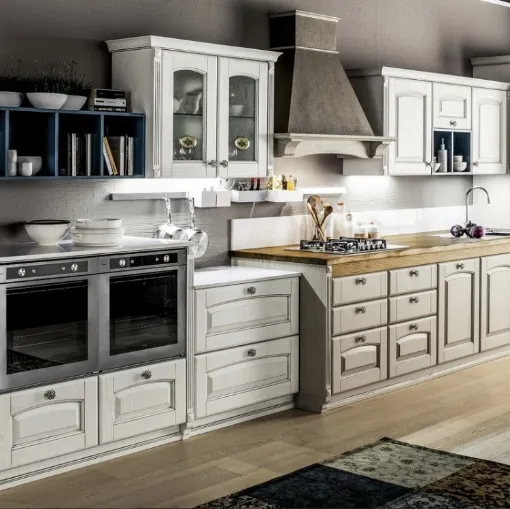 Cucina Shabby Chic lineare Magda 05 in legno di Rovere Decapé Gesso e Ecru di Arrex