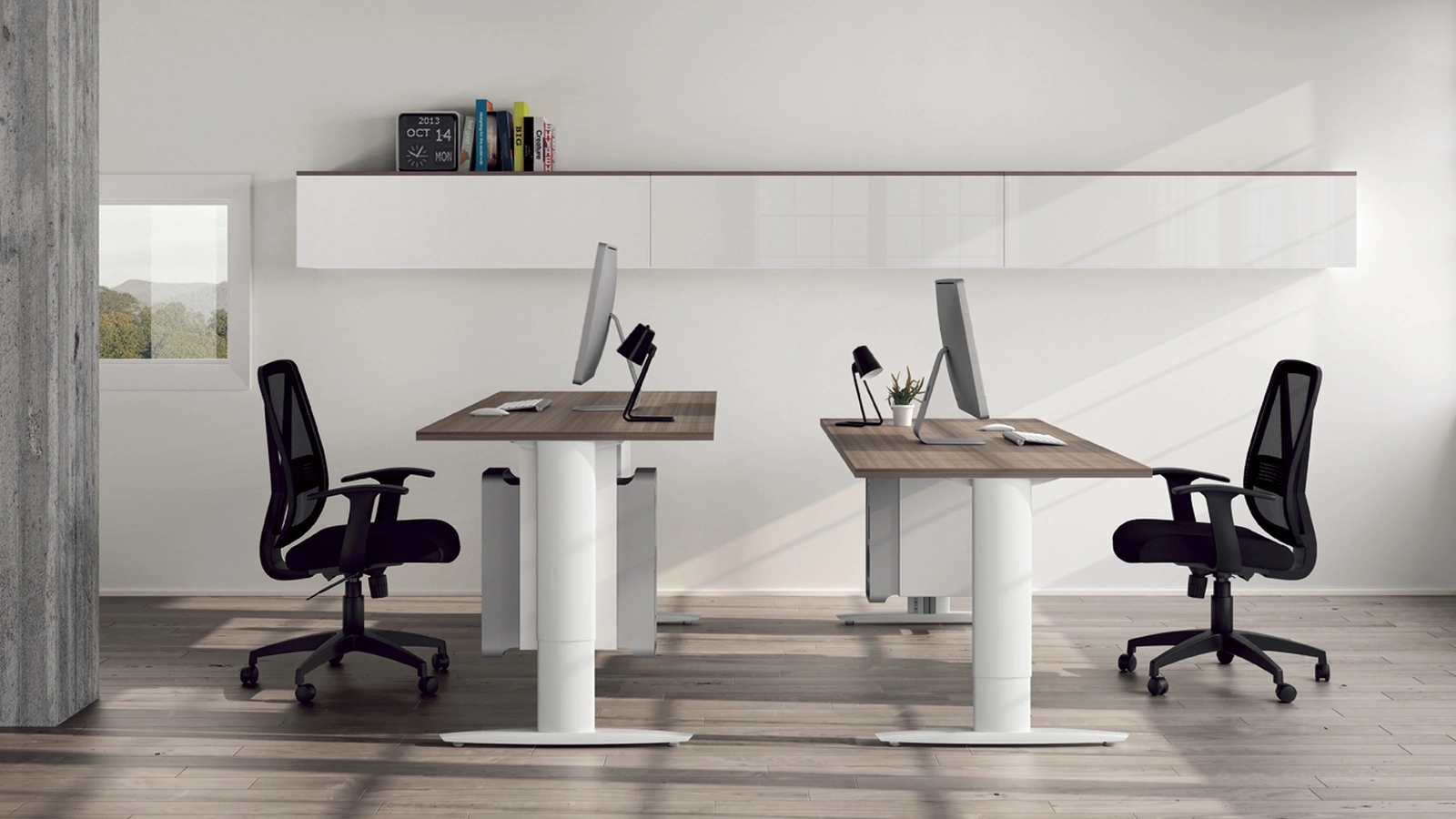 Seduta ergonomica Operativa 04 in tessuto tecnico Nero traspirante di Colombini Office